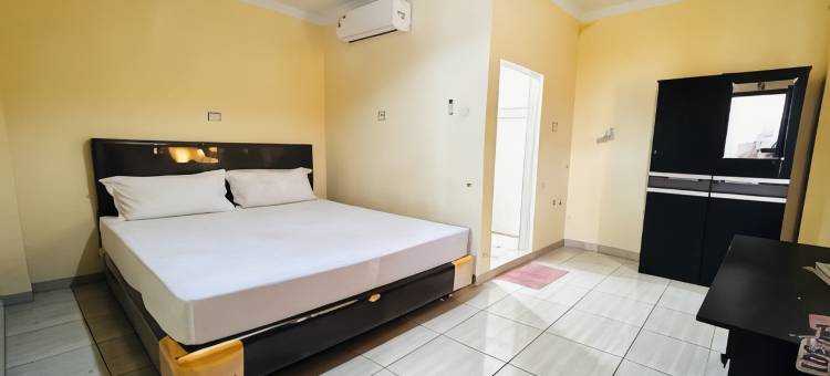 霍姆斯泰252沙里亚(RedDoorz at Golden Gateway Medan)图片