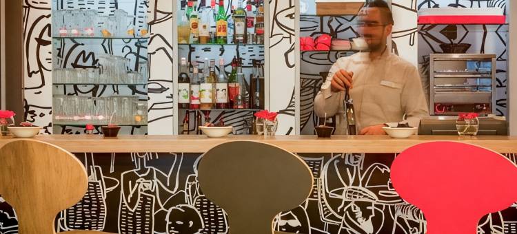 宜必思巴黎克利希门中心酒店(Ibis Paris Porte de Clichy Centre)图片