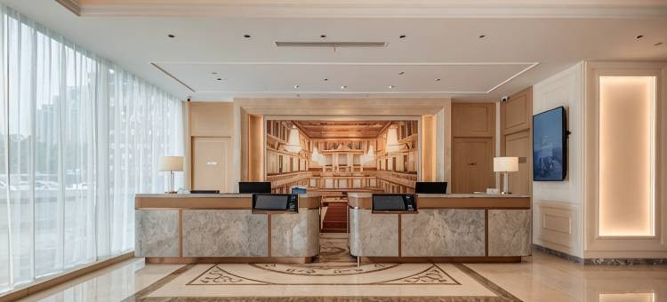维也纳酒店(南京六合龙池地铁站店)图片