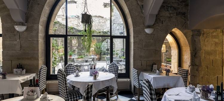 宏达瑞比亚旅馆(Parador de Hondarribia)图片