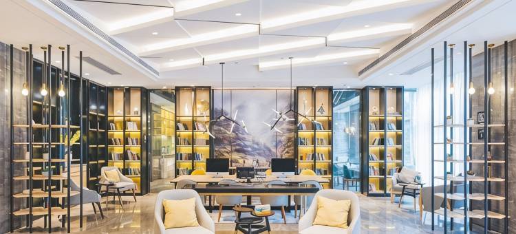 武汉东湖岳家嘴亚朵酒店图片