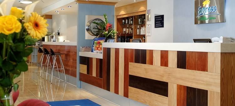 伦敦皇家公园智选假日酒店(Holiday Inn Express LONDON - PARK ROYAL by IHG)图片