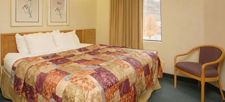 品质酒店布里奇波特-克拉克斯堡(Quality Inn Bridgeport-Clarksburg)图片