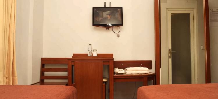 武吉达戈酒店(Bukit Dago Hotel)图片