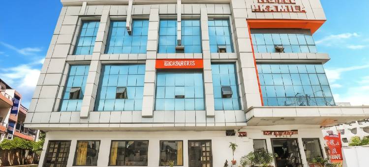 普拉米拉·酒店(FabHotel Pramila Inn)图片