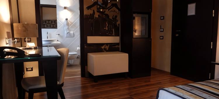 那锡那里酒店(Hotel Nazionale)图片