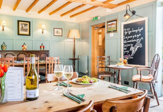 Tiger Inn - Catherine Hotel Overview