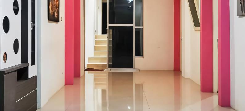 红多兹普拉斯酒店-茉莉芬塔曼(RedDoorz Plus @ Taman Madiun)图片