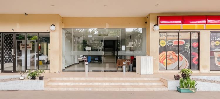 红居公寓塔曼萨里全景-桑图伊代理(RedLiving Apartemen Tamansari Panoramic - Santuy Agency Lobby P1 9)图片