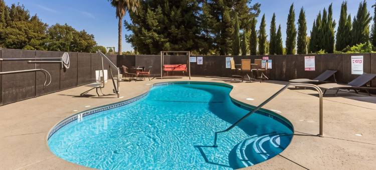 迪克森6号汽车旅馆(Motel 6 Dixon, CA)图片