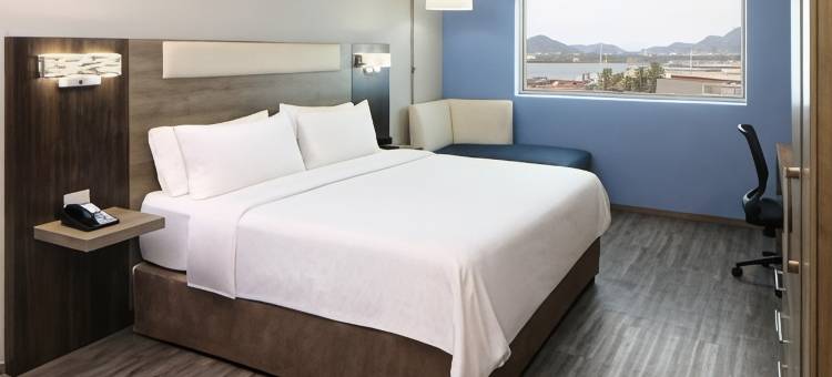 Holiday Inn Express 曼萨尼略(Holiday Inn Express MANZANILLO by IHG)图片