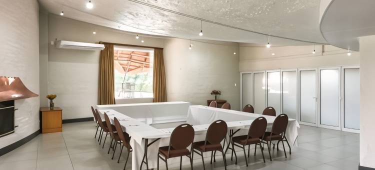 Protea Hotel Oudtshoorn Riempie Estate图片