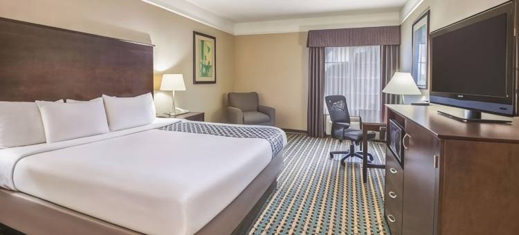 贝城拉昆塔温德姆套房酒店(La Quinta Inn & Suites by Wyndham Bay City)图片