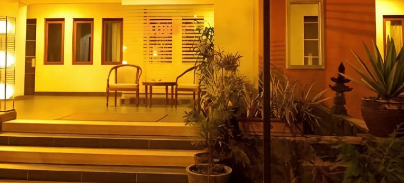 塔旺曼谷明星酒店(Hotel Bintang Tawangmangu)图片