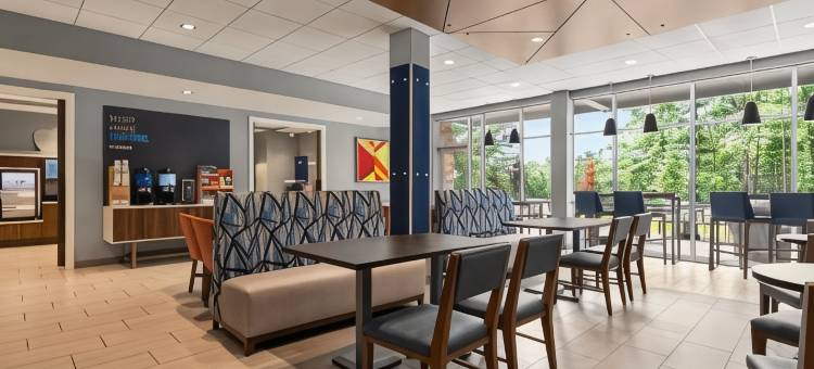 Holiday Inn Express & Suites Rhinelander图片