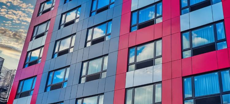 布朗克斯近植物园温德姆速8酒店(Super 8 by Wyndham Bronx Near Botanical Garden)图片