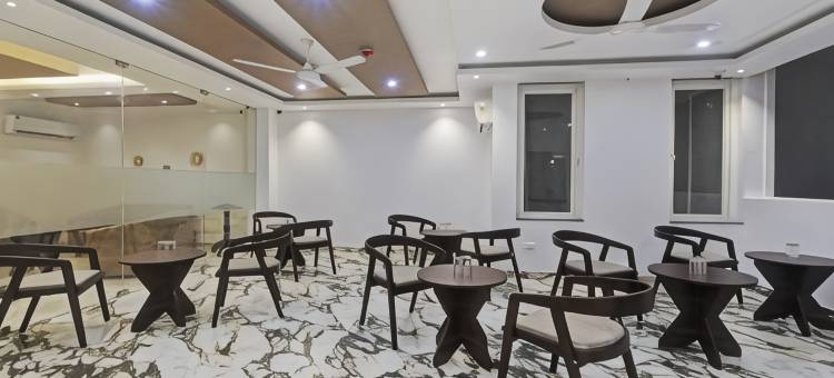 Treebo Premium Raffis' Andalusia Bay Way图片