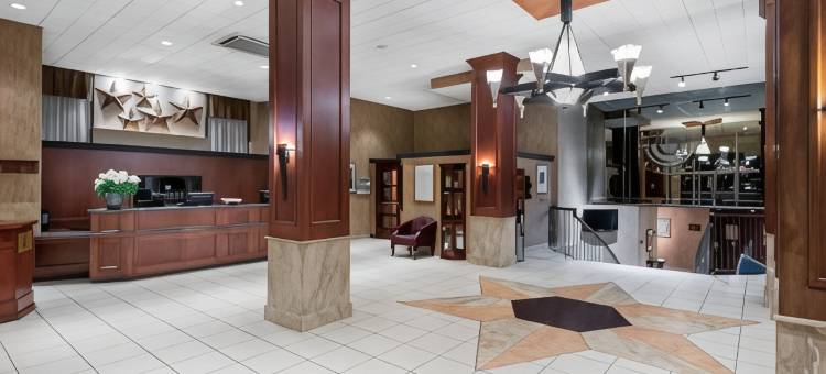加蒂诺玛努尔华美达广场酒店及(Ramada Plaza by Wyndham Gatineau/Manoir du Casino)图片