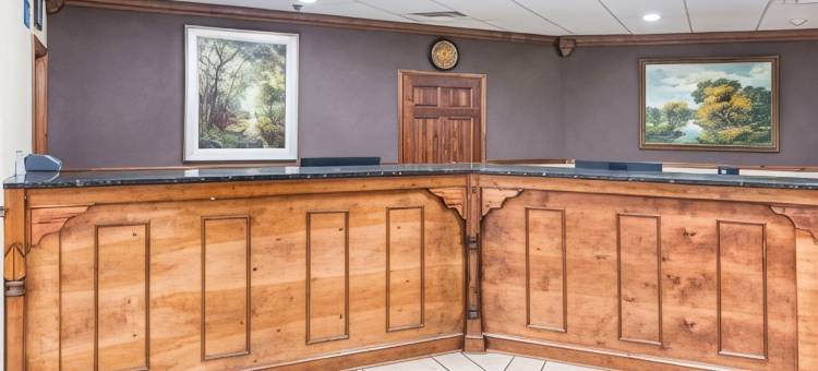 哥伦布北摩尔堡温德姆戴斯酒店(Days Inn by Wyndham Columbus-North Fort Moore)图片