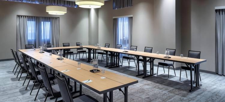 奥马哈市中心/老市场区万怡酒店(Courtyard Omaha Downtown/Old Market Area)图片