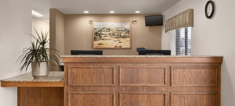 布法罗温德姆呗盟酒店(Baymont by Wyndham Buffalo)图片