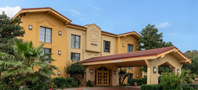 北伍德兰兹温德姆速 8 酒店(Super 8 by Wyndham The Woodlands North)图片