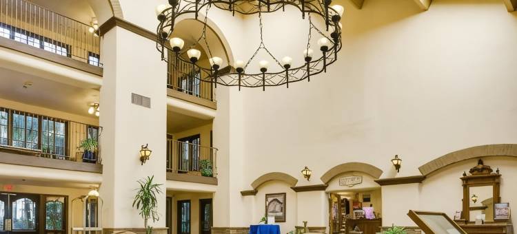 Buena Park Grand Hotel & Suites图片