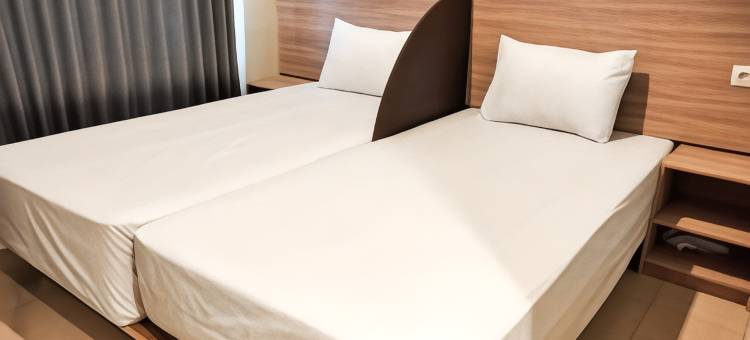 维科斯特普瑞米尔因米特拉瑞德多兹(Wikost Premiere Inn Mitra RedDoorz)图片