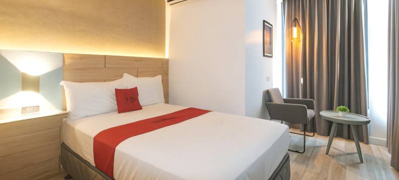 RedDoorz @ Antons Loft Designer Resort Pansol Calamba Laguna图片