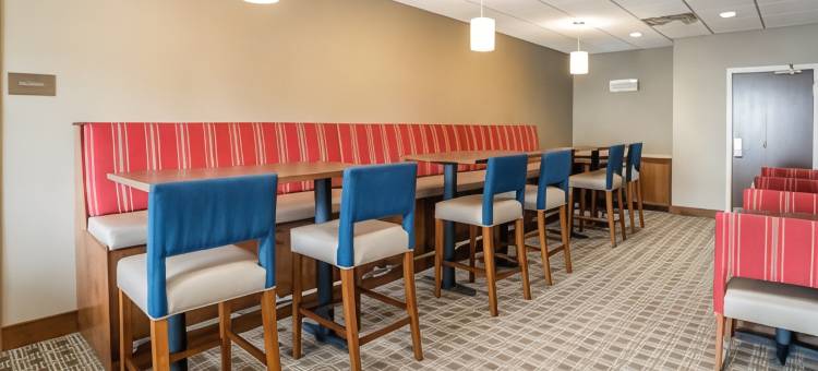 摩押靠近拱门国家公园舒适套房酒店(Comfort Suites Moab Near Arches National Park)图片