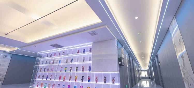 亿电竞宾馆(阜新解放广场店)图片