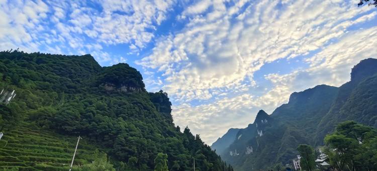 娄山关未见山客栈图片
