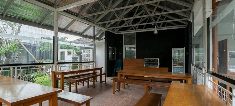 OYO2189卡扎南洛桑3号别墅(Urbanview Kazanan Setiabudi Bandung)图片