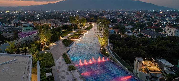 阿斯特拉天河全景泳池豪华民宿(Astra Sky River Panorama Pool Luxury)图片