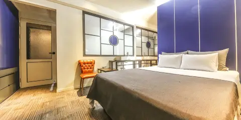Hotel Ur-bane