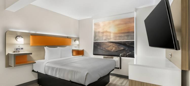 奥图姆瓦北品质酒店及套房(Quality Inn & Suites Ottumwa North)图片