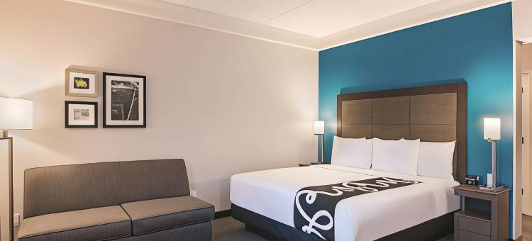 奥兰多UCF拉昆塔温德姆套房酒店(La Quinta Inn & Suites by Wyndham Orlando UCF)图片