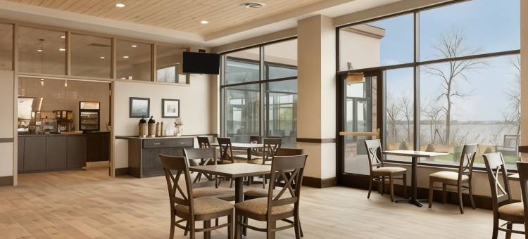 伯米吉丽怡酒店(Country Inn & Suites by Radisson, Bemidji, MN)图片