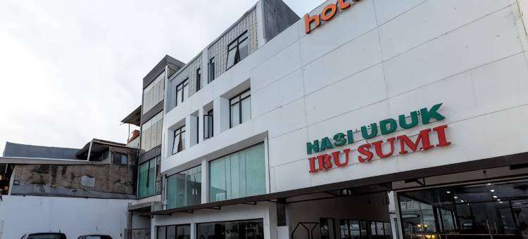 红多兹酒店近芒加杜阿购物中心(RedDoorz Near Mangga Dua Mall)图片