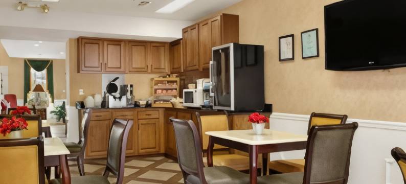 韦克罗斯温德姆呗盟酒店(Baymont by Wyndham Waycross)图片