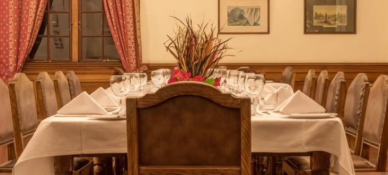 布拉瓦约俱乐部酒店(Bulawayo Club)图片