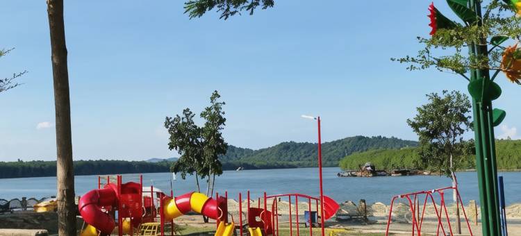 河岸花园酒店(Riverine Garden Hotel)图片