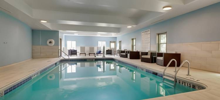 智选假日套房酒店海恩斯维尔(Holiday Inn Express & Suites Hinesville East - Fort Stewart)图片