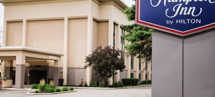 密尔沃基西北欢朋酒店(Hampton Inn Milwaukee-Northwest)图片