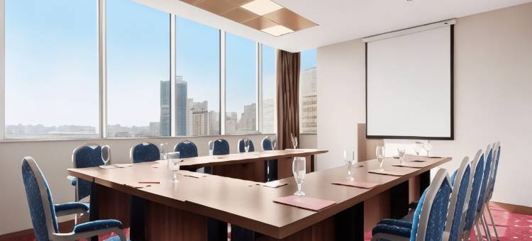 迪亚巴克尔温德姆华美达酒店(Ramada by Wyndham Diyarbakir)图片