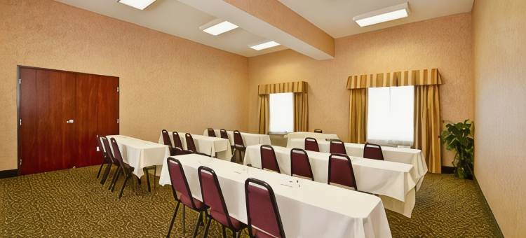 雷德蒙德机场舒适套房酒店(Comfort Suites Redmond Airport)图片