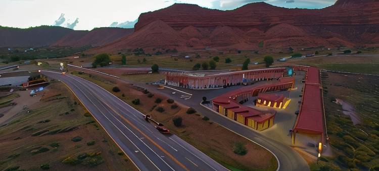 红峡谷小屋(Red Canyon Cabins)图片