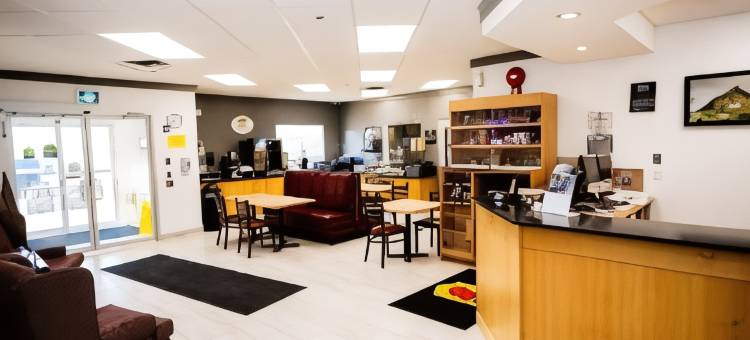 德雷顿瓦利速8酒店(Super 8 by Wyndham Drayton Valley)图片