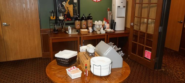 麦卡莱斯特美吟温德姆酒店(AmericInn by Wyndham McAlester)图片