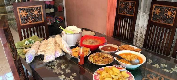 布罗莫英达乐斯塔里民宿-美特拉-RedDoorz(Bromo Indah Lestari Homestay Mitra RedDoorz)图片